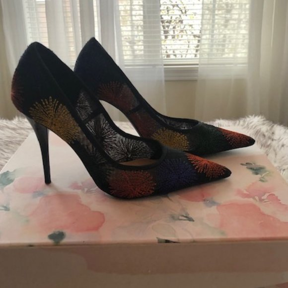 ZARA SHEELS - Picture 3 of 8